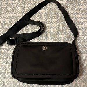 lululemon athletica Black Belt Bag
